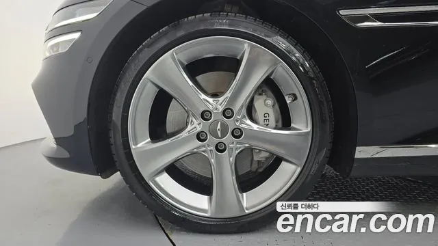 Genesis G80 2022 thumb 5