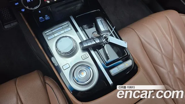 Genesis G80 2022 thumb 9
