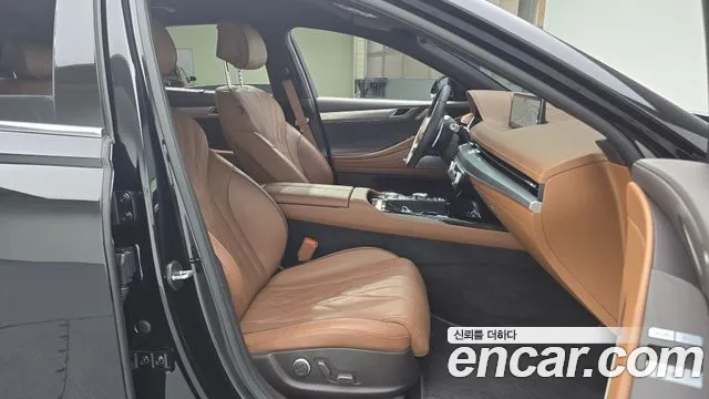 Genesis G80 2022 thumb 10