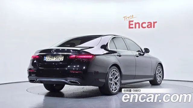 Mercedes-Benz E-Класс 2021 thumb 2
