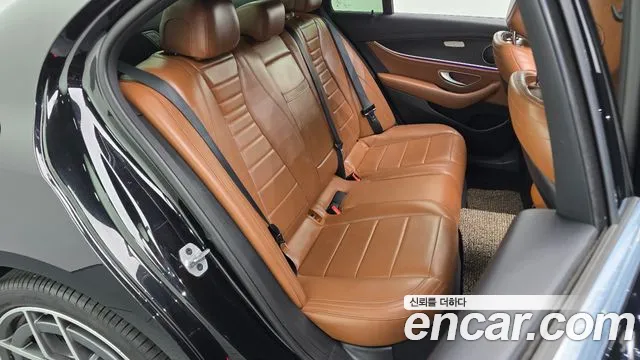 Mercedes-Benz E-Класс 2021 thumb 11