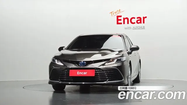 Toyota Camry 2023 thumb 2