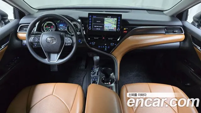 Toyota Camry 2023 thumb 6