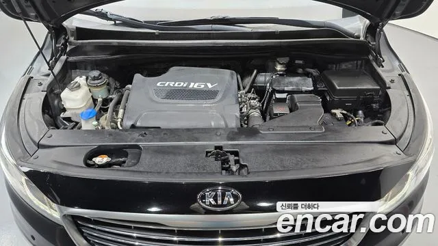 Kia Carnival 2017 thumb 6