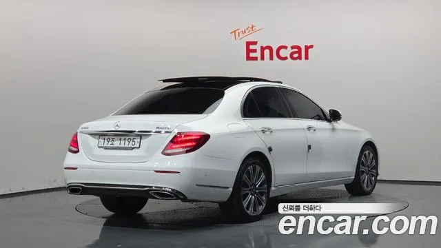 Mercedes-Benz E-Класс 2018 thumb 2