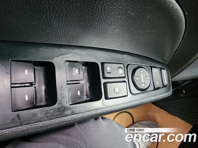 Hyundai Avante 2016 thumb 10