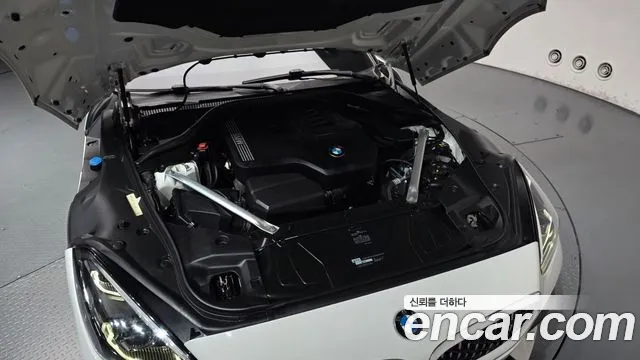 BMW Z4 2020 thumb 6