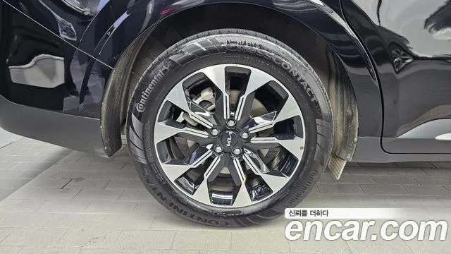 Kia Carnival 2021 thumb 5