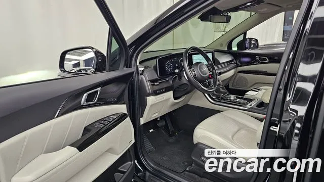 Kia Carnival 2021 thumb 10