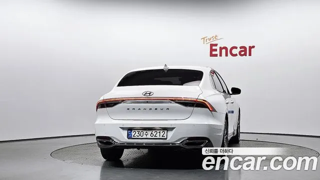 Hyundai Grandeur 2022 thumb 3
