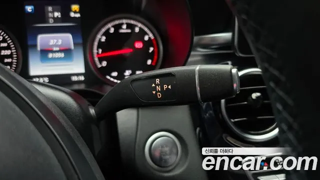 Mercedes-Benz C-Класс 2016 thumb 9