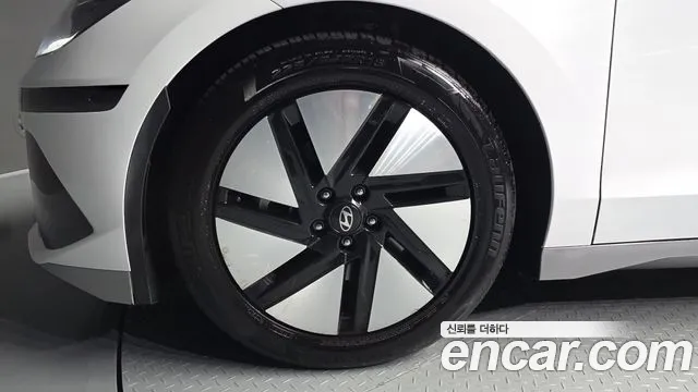 Hyundai IONIQ 6 2022 thumb 5