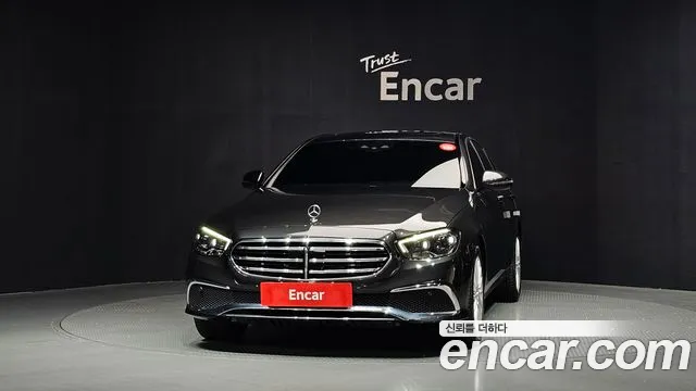 Mercedes-Benz E-Класс 2021 thumb 3