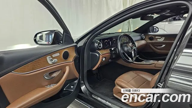 Mercedes-Benz E-Класс 2021 thumb 10