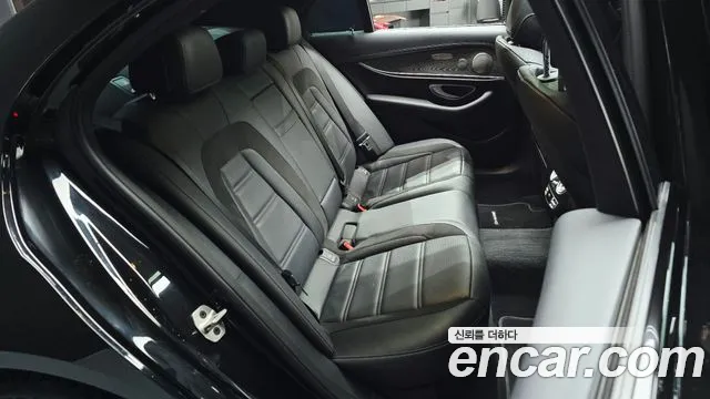 Mercedes-Benz E-Класс 2023 thumb 11