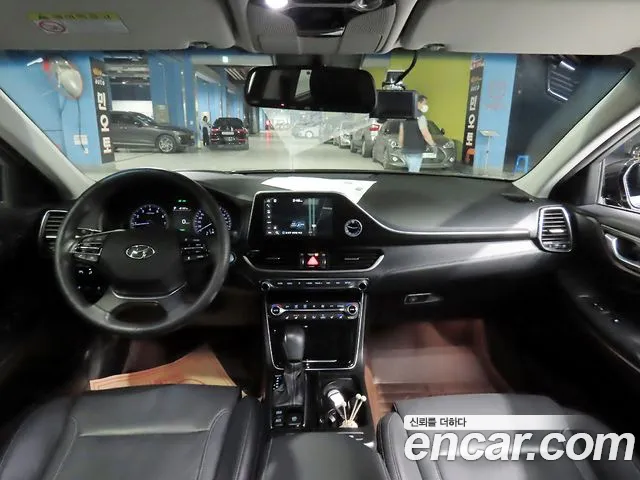 Hyundai Grandeur 2017 thumb 5