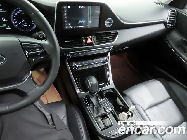 Hyundai Grandeur 2017 thumb 10