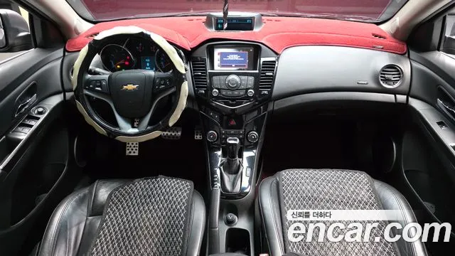 ChevroletGMDaewoo Cruze 2011 thumb 7
