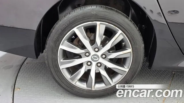 Renault-KoreaSamsung SM5 2017 thumb 5