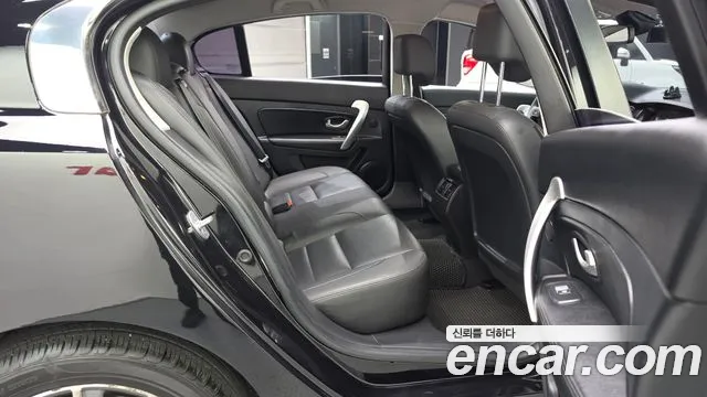 Renault-KoreaSamsung SM5 2017 thumb 12