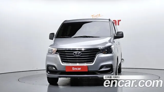 Hyundai Starex 2019 thumb 3