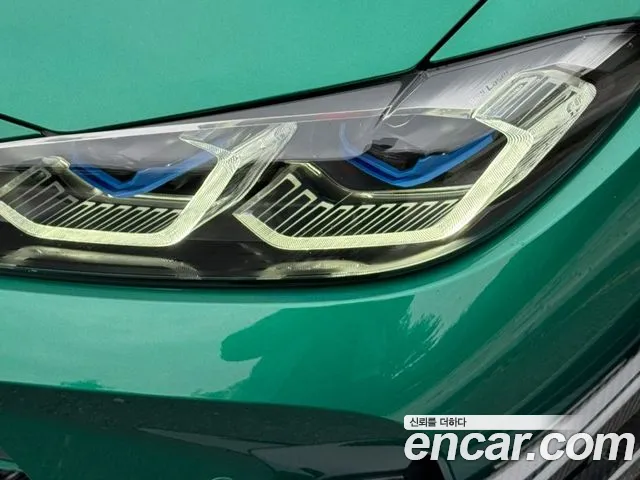 BMW M4 2023 thumb 7