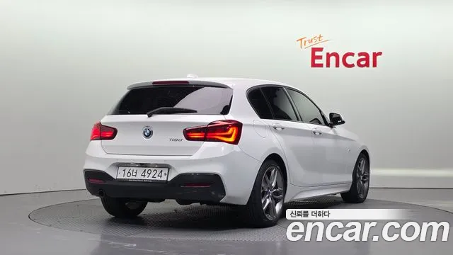 BMW 1-Series 2018 thumb 2