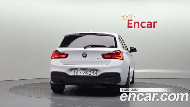 BMW 1-Series 2018 thumb 4