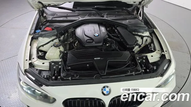 BMW 1-Series 2018 thumb 6