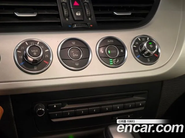 BMW Z4 2009 thumb 6