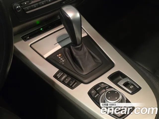 BMW Z4 2009 thumb 7