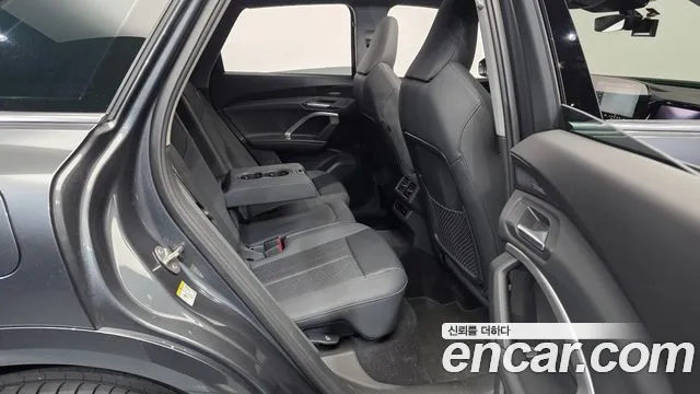 Audi Q5 2026 thumb 12