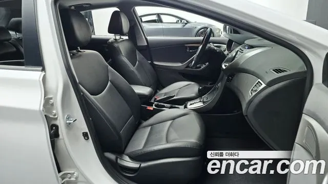 Hyundai Avante 2013 thumb 12