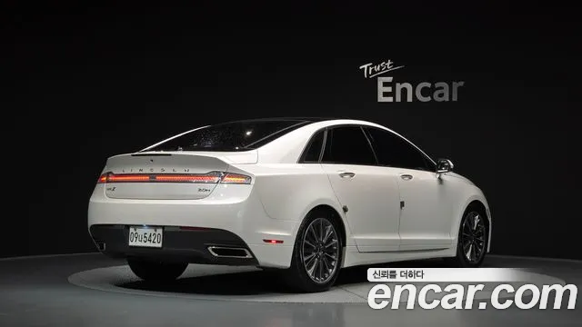 Lincoln MKZ 2015 thumb 2
