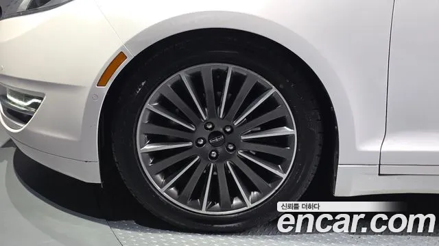 Lincoln MKZ 2015 thumb 5