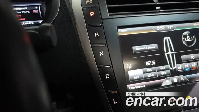 Lincoln MKZ 2015 thumb 9