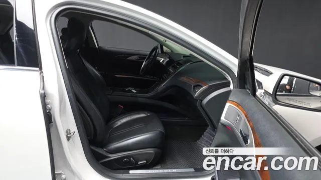 Lincoln MKZ 2015 thumb 11