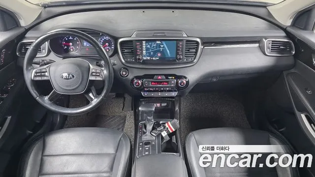 Kia Sorento 2017 thumb 6