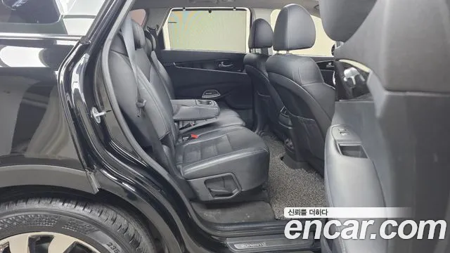 Kia Sorento 2017 thumb 10