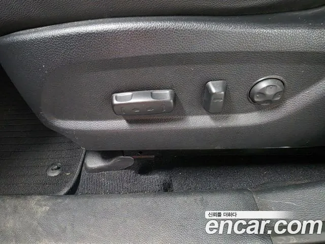 Hyundai Santa Fe 2013 thumb 10