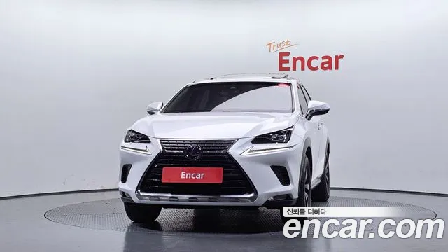 Lexus NX 2019 thumb 3