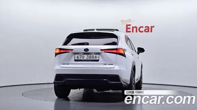 Lexus NX 2019 thumb 4