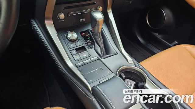 Lexus NX 2019 thumb 9