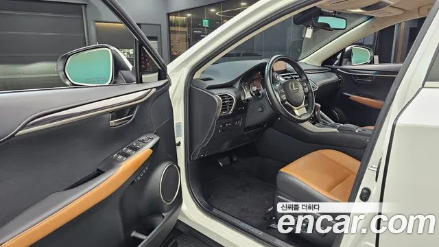 Lexus NX 2019 thumb 10