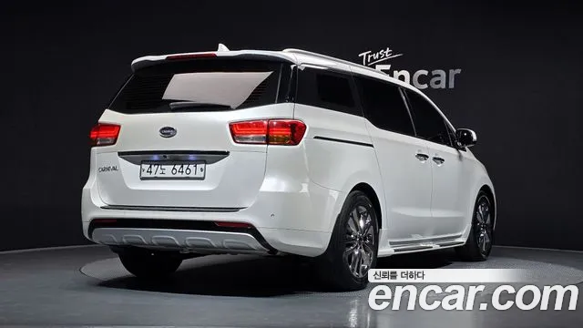 Kia Carnival 2014 thumb 2