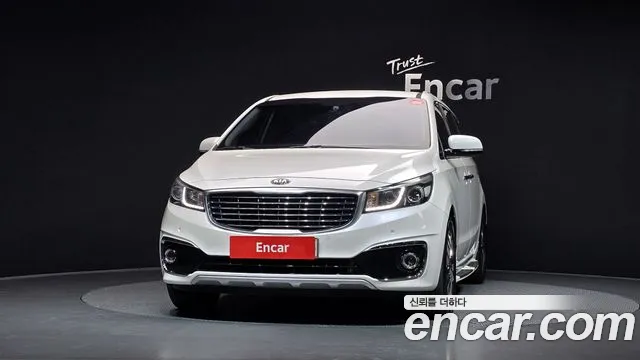 Kia Carnival 2014 thumb 3