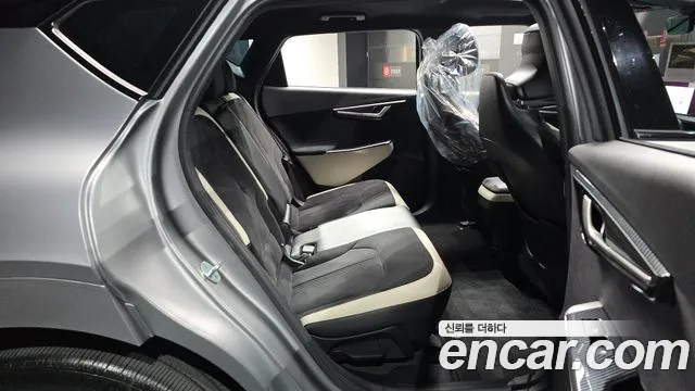 Kia EV6 2022 thumb 11