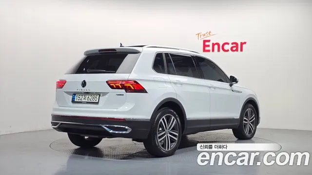 Volkswagen Tiguan 2021 thumb 2