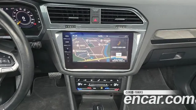 Volkswagen Tiguan 2021 thumb 12