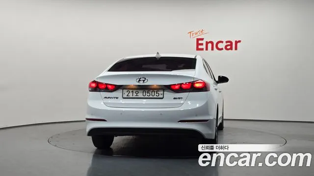 Hyundai Avante 2016 thumb 4